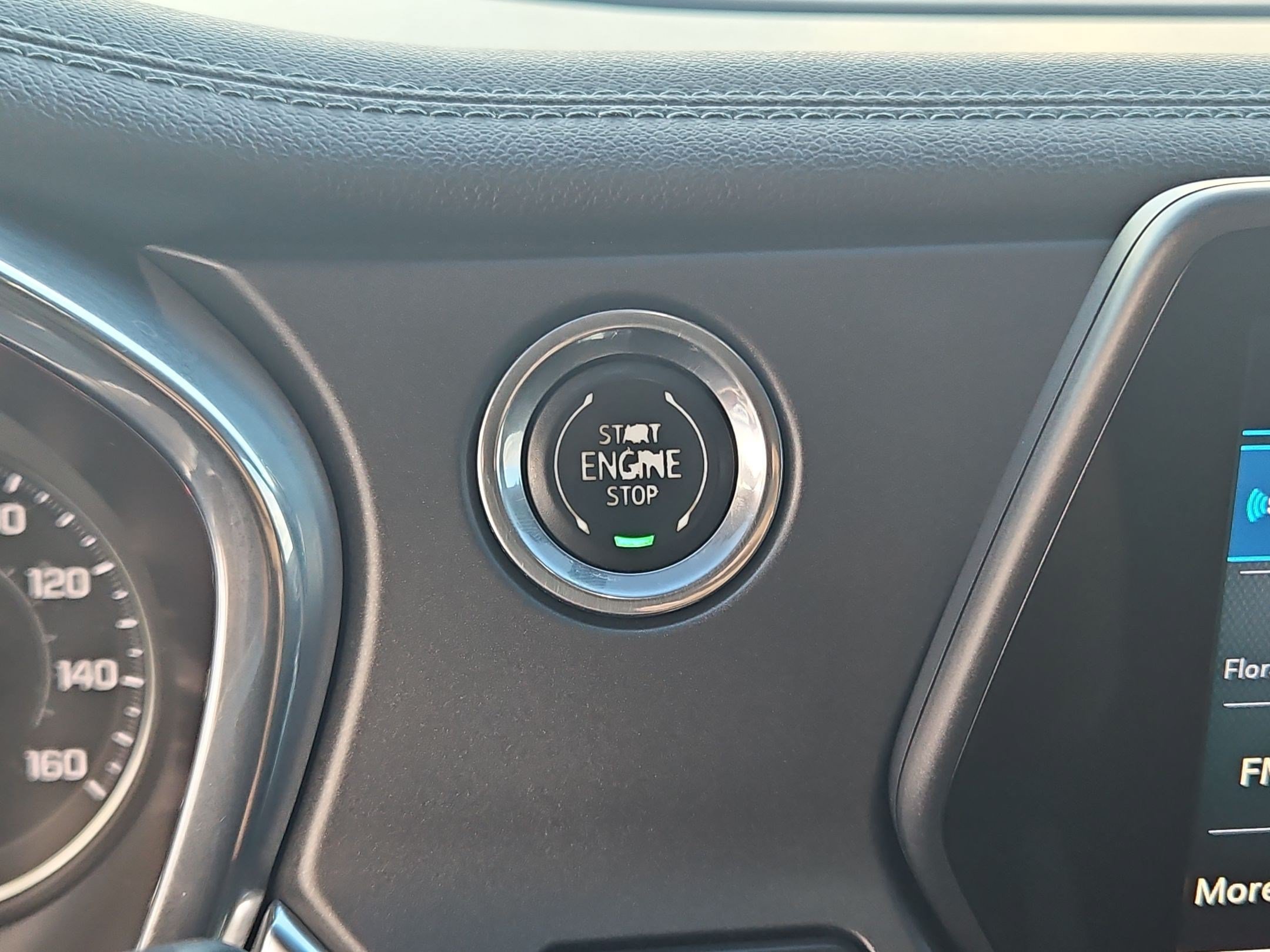 Used 2019 Chevrolet Blazer LT FWD image 17