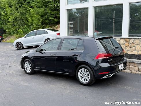 Used 2019 Volkswagen Golf 4-Door FWD image 3