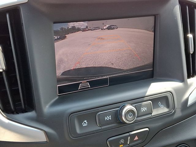 Used 2023 GMC Terrain SLE AWD/4WD image 4
