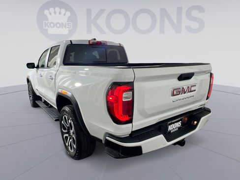 Used 2024 GMC Canyon AT4 w/ Technology Package AWD/4WD image 4