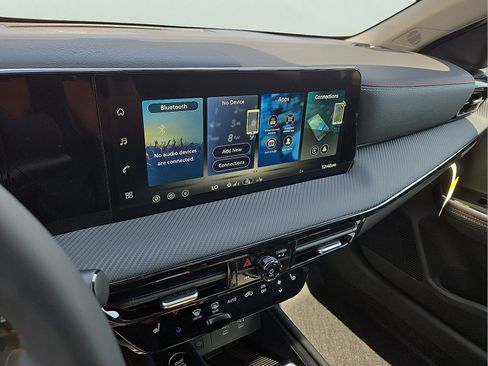 New 2026 Nissan Kicks SR w/ SR Premium Package image 14