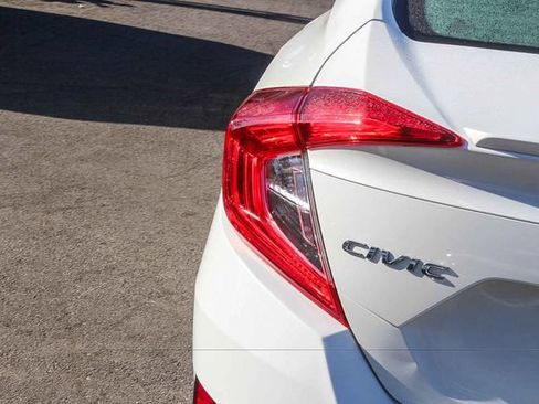 Used 2018 Honda Civic EX-L image 8