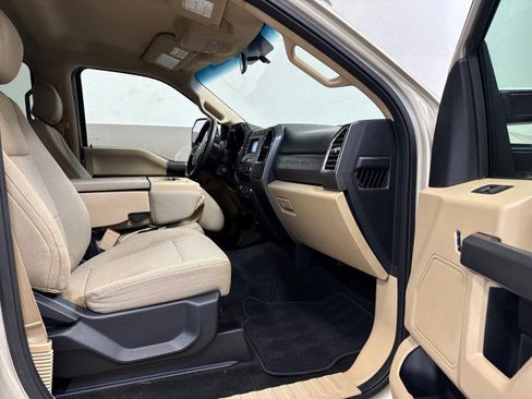 Used 2017 Ford F350 XLT w/ XLT Value Package image 50