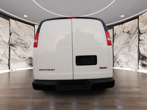 Used 2019 GMC Savana 2500 image 7