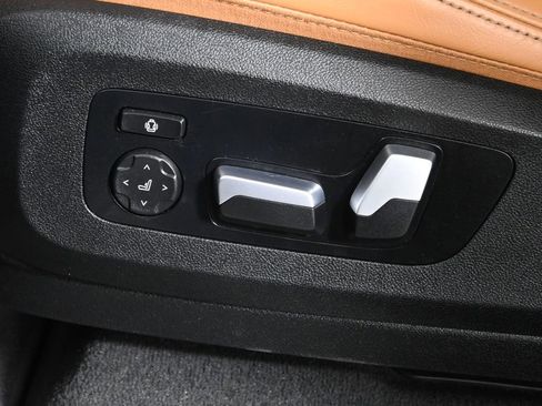 Used 2023 BMW X5 xDrive40i w/ M Sport Package AWD/4WD image 28