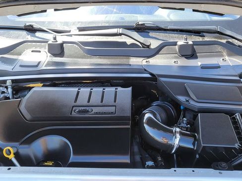 Used 2018 Land Rover Discovery Sport HSE image 40