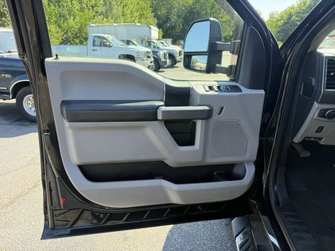 Used 2017 Ford F350 XLT w/ XLT Value Package AWD/4WD image 27