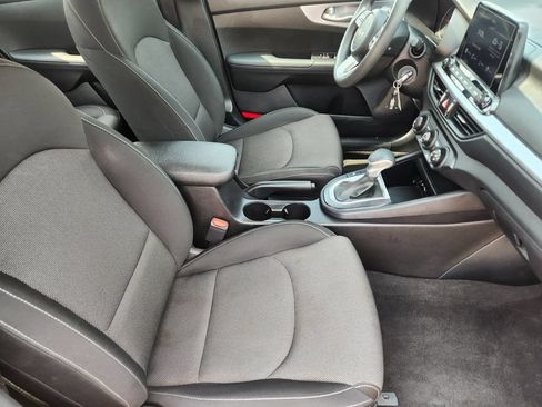 Certified 2024 Kia Forte LXS FWD image 20