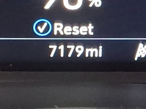 Used 2025 Cadillac CT4 Luxury image 19