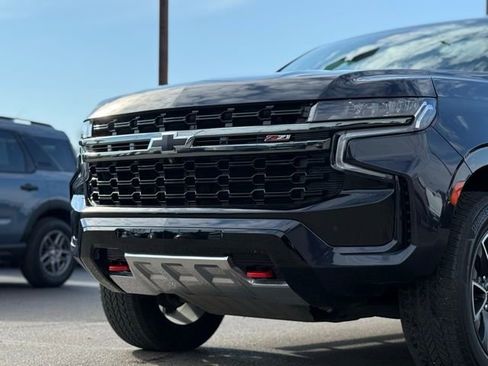 Used 2022 Chevrolet Tahoe Z71 w/ Luxury Package AWD/4WD image 42