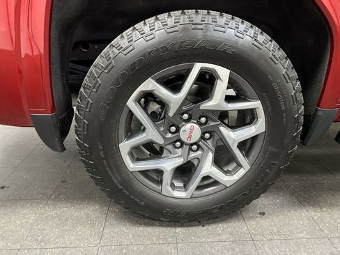 Certified 2024 GMC Sierra 1500 SLT w/ SLT Premium Package image 32
