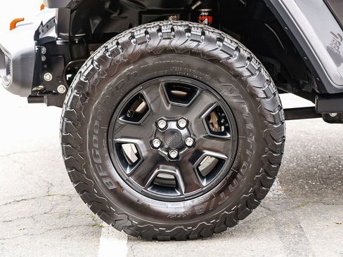 Used 2020 Jeep Gladiator Mojave image 9