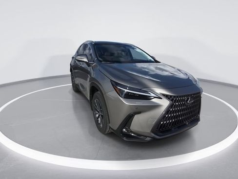 Used 2026 Lexus NX 350 AWD w/ Luxury Package image 3