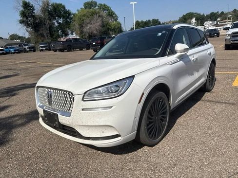 Used 2022 Lincoln Corsair Reserve w/ Equipment Group 201A AWD/4WD image 8
