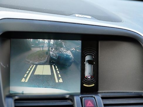 Used 2015 Volvo XC60 T5 Platinum image 19