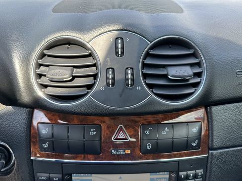 Used 2007 Mercedes-Benz CLK 350 Cabriolet image 26