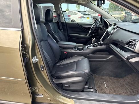 Used 2023 Subaru Outback Limited AWD/4WD image 9