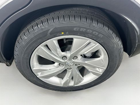 Used 2025 Buick Encore GX Preferred FWD image 11
