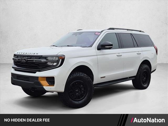 Used 2025 Ford Expedition Tremor AWD/4WD image 1