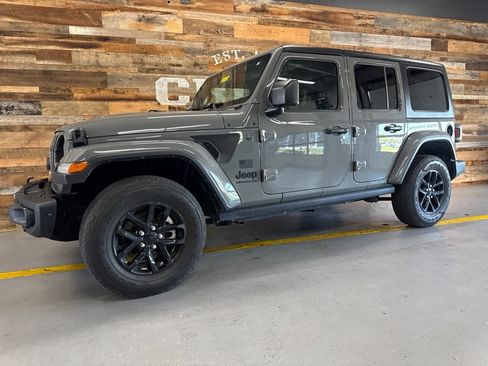 Used 2023 Jeep Wrangler Unlimited Sport AWD/4WD image 6