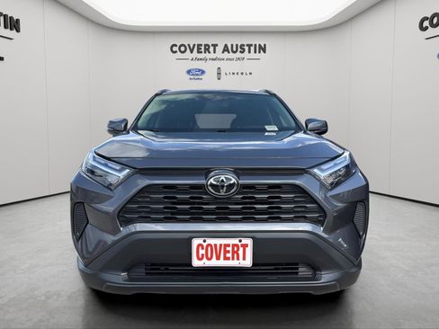 Used 2025 Toyota RAV4 XLE w/ Convenience Package image 8