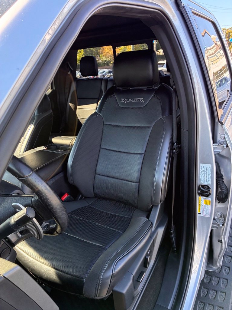 Used 2019 Ford F150 Raptor w/ Equipment Group 802A Luxury AWD/4WD image 21