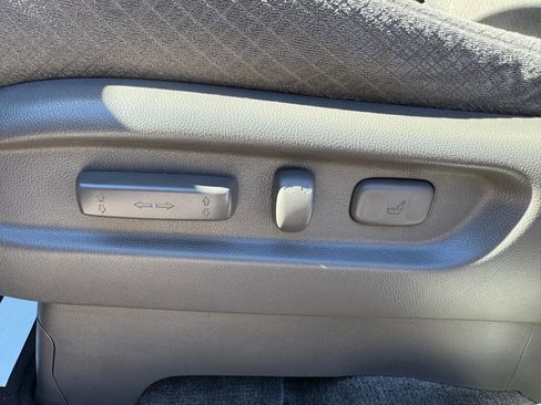 Used 2017 Honda Odyssey SE image 10