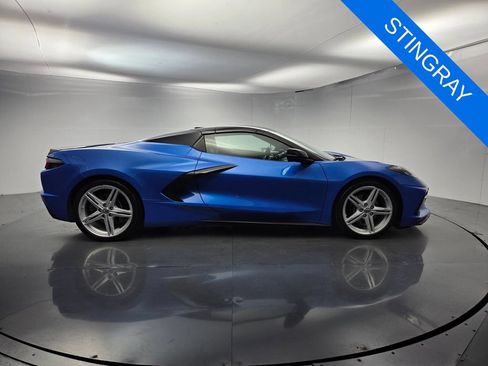 Used 2024 Chevrolet Corvette Stingray Preferred Conv w/ Stealth Interior Trim Package RWD image 18