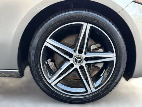 Used 2019 Mercedes-Benz A 220 image 13