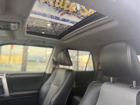 Used 2015 Toyota 4Runner SR5 Premium image 14