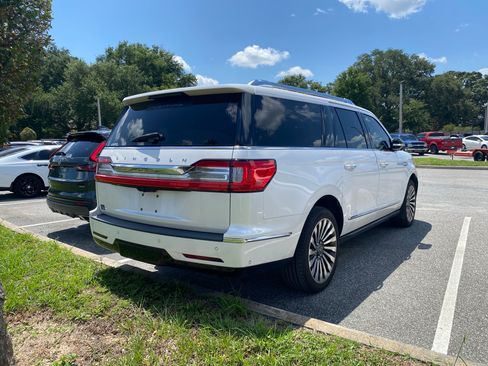 Used 2019 Lincoln Navigator L Reserve AWD/4WD image 8