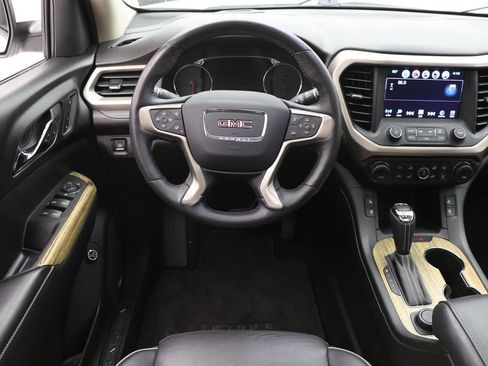 Used 2018 GMC Acadia Denali w/ Technology Package image 13