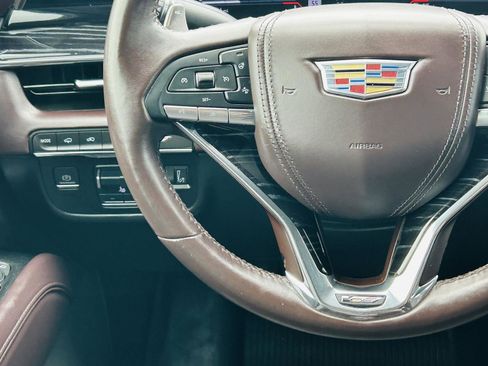 Used 2023 Cadillac Escalade V AWD/4WD image 24