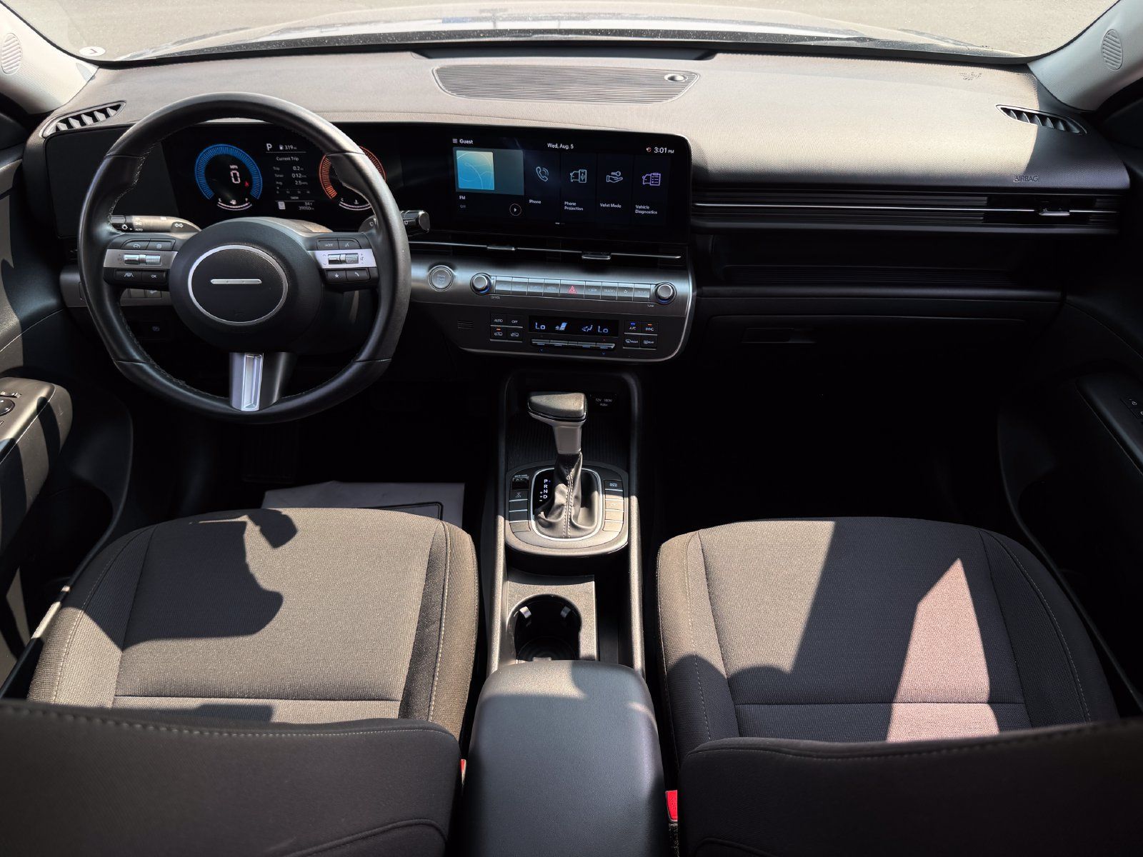 Used 2025 Hyundai Kona SEL AWD/4WD image 14