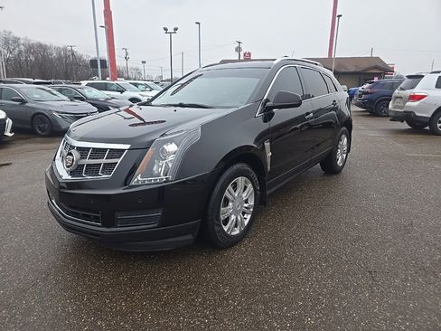 Used 2011 Cadillac SRX Luxury image 3