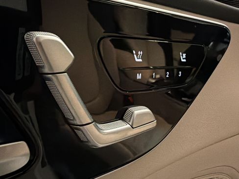 Used 2026 Mercedes-Benz C 300 Sedan image 17