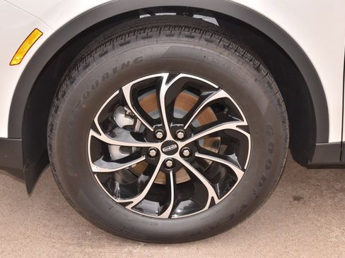 New 2026 Lincoln Nautilus Premier image 40