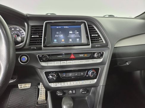 Used 2018 Hyundai Sonata Sport FWD image 23