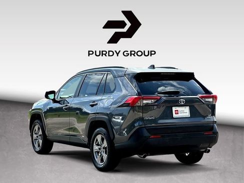 Used 2022 Toyota RAV4 LE AWD/4WD image 6