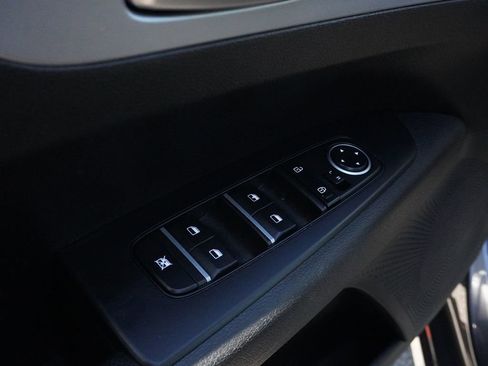 Used 2023 Kia Forte LXS w/ LXS Technology Package image 31