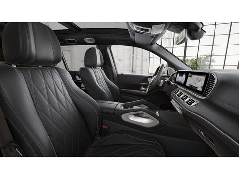 Certified 2024 Mercedes-Benz Maybach GLS 600 4MATIC image 4
