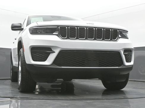 New 2025 Jeep Grand Cherokee Laredo X w/ Luxury Tech Group I image 51