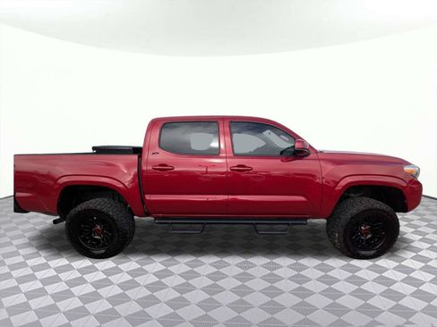 Used 2022 Toyota Tacoma SR AWD/4WD image 2