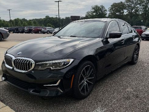 Used 2019 BMW 330i Sedan w/ Premium Package RWD image 1
