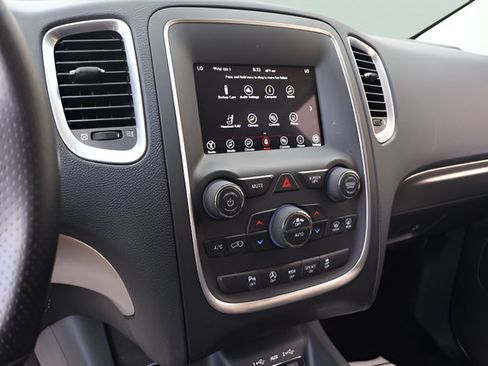 Used 2020 Dodge Durango SXT AWD/4WD image 21