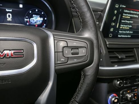 Used 2022 GMC Yukon XL SLT w/ SLT Premium Package AWD/4WD image 38