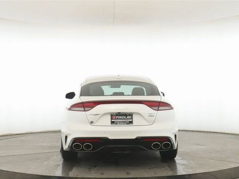 Used 2022 Kia Stinger GT2 image 11