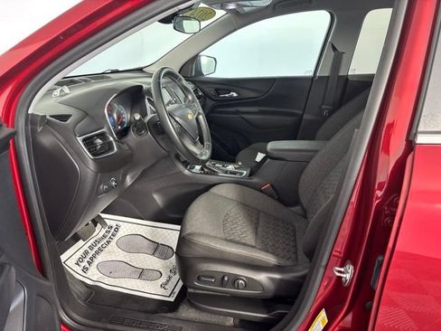 Used 2024 Chevrolet Equinox LT AWD/4WD image 23