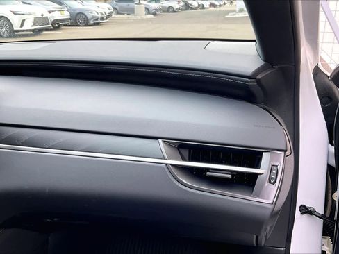 Used 2026 Lexus RX 350h Premium image 18