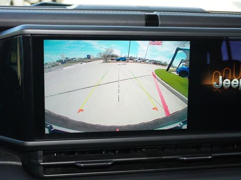 Used 2024 Jeep Wrangler Rubicon w/ Dual Top Group image 14